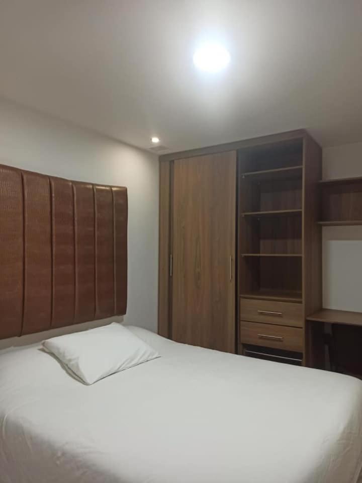 Suites+Arte Quito Esterno foto