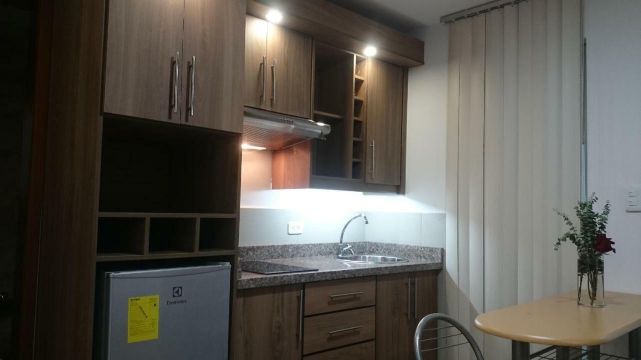 Suites+Arte Quito Esterno foto